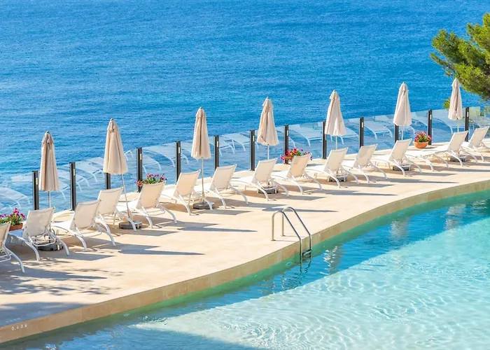 Park San Jorge & By Escampa מלון