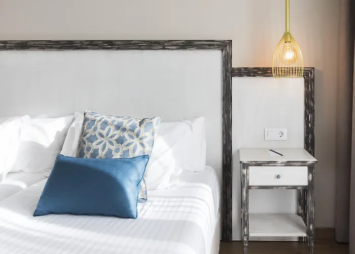 מלון Park San Jorge & By Escampa 4*