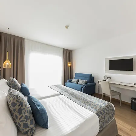 Hotel Park San Jorge & By Escampa 4*