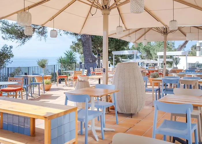 Park San Jorge & By Escampa Готель 4*