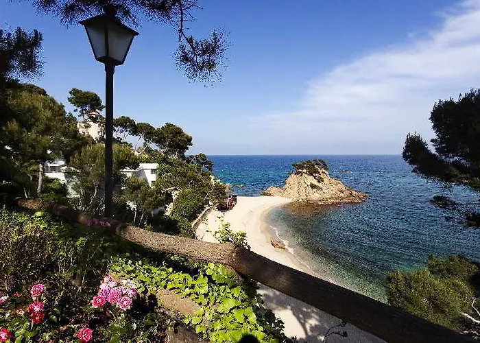 Park San Jorge & By Escampa Готель 4*